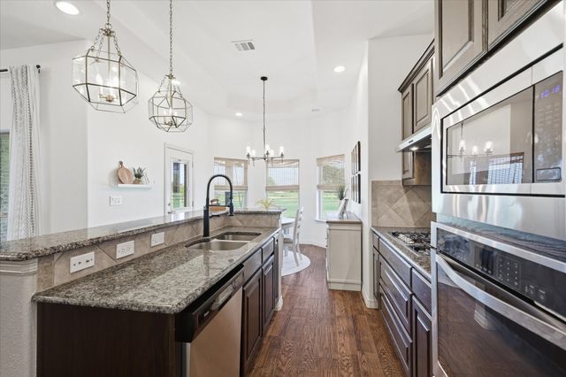 5560 Virginia Drive, Dish, TX 76247