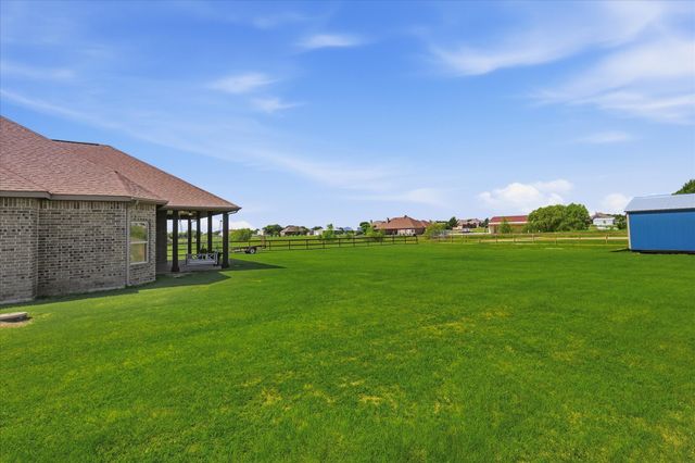 5560 Virginia Drive, Dish, TX 76247