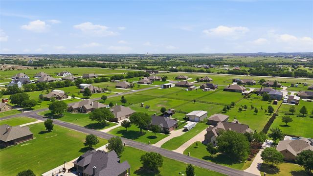 5560 Virginia Drive, Dish, TX 76247