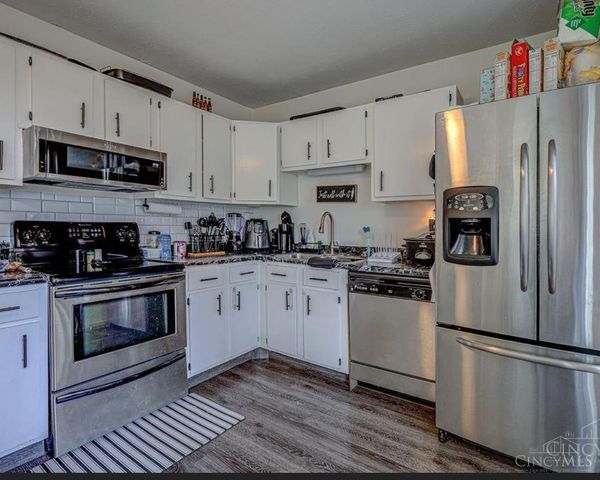 1808 Waynebrook Drive, Middletown, OH 45044