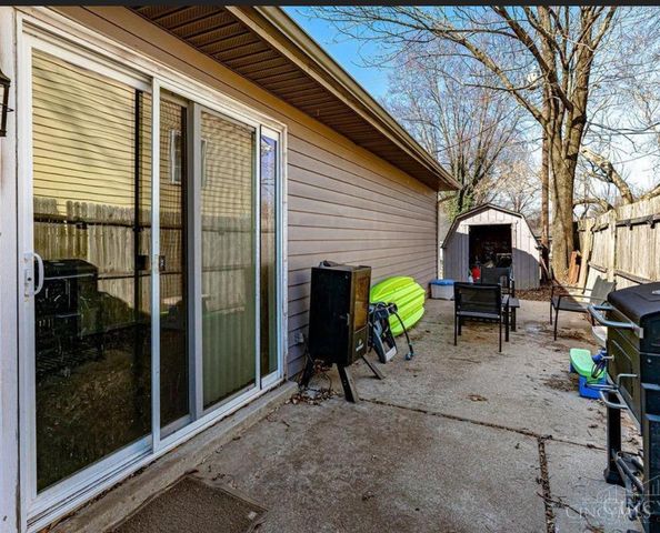 1808 Waynebrook Drive, Middletown, OH 45044