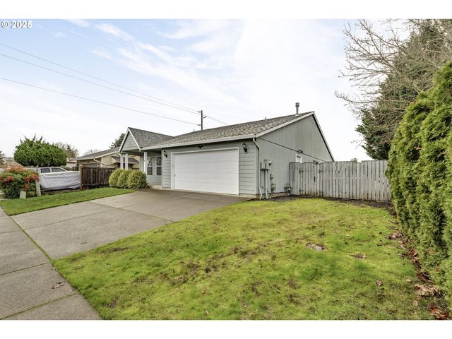 1722 HARTFORD Dr, Forest Grove, OR 97116