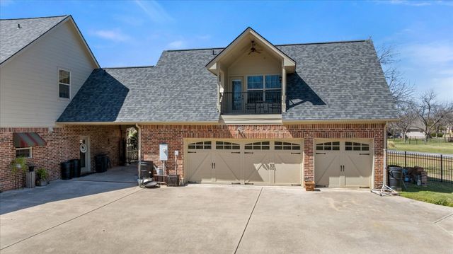 9001 Sawgrass Court, Granbury, TX 76049