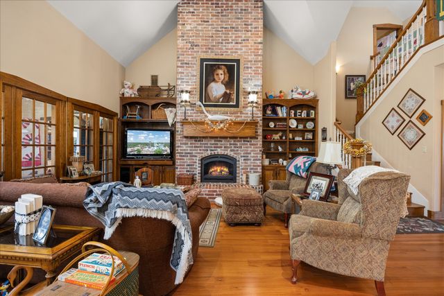9001 Sawgrass Court, Granbury, TX 76049