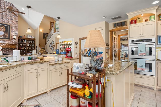 9001 Sawgrass Court, Granbury, TX 76049
