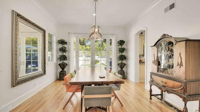 1929 Lyans Drive, La Canada Flintridge, CA 91011