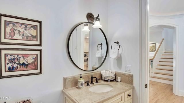 1929 Lyans Drive, La Canada Flintridge, CA 91011