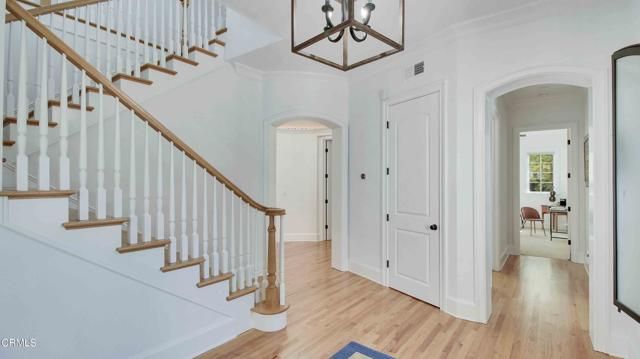 1929 Lyans Drive, La Canada Flintridge, CA 91011