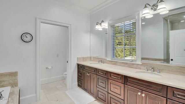 1929 Lyans Drive, La Canada Flintridge, CA 91011