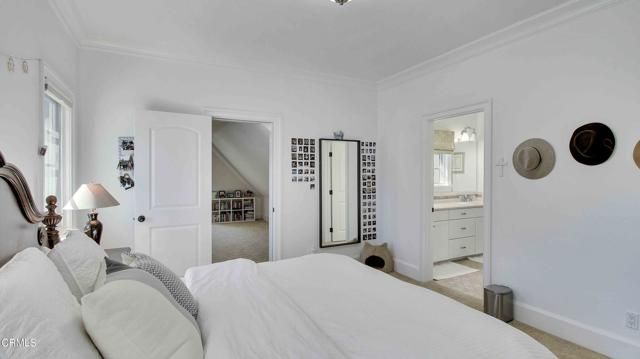 1929 Lyans Drive, La Canada Flintridge, CA 91011