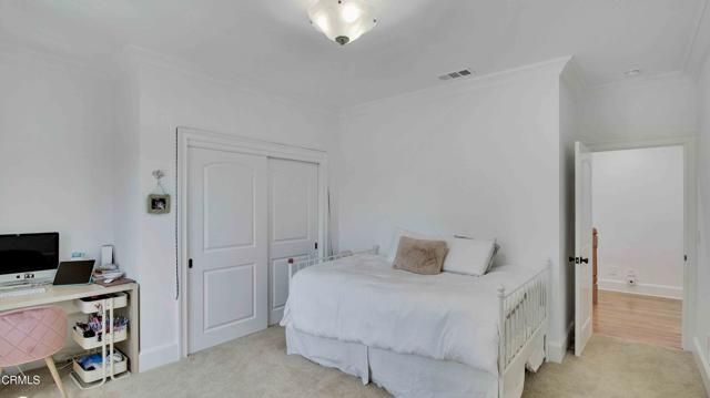 1929 Lyans Drive, La Canada Flintridge, CA 91011