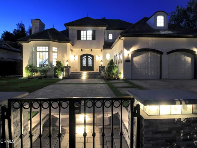 1929 Lyans Drive, La Canada Flintridge, CA 91011