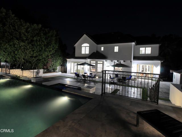 1929 Lyans Drive, La Canada Flintridge, CA 91011