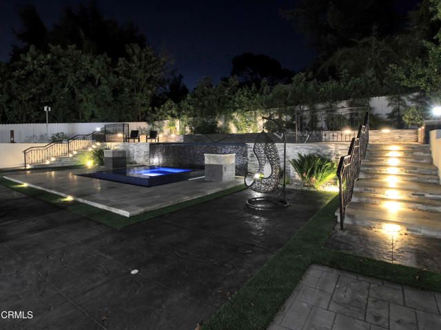 1929 Lyans Drive, La Canada Flintridge, CA 91011