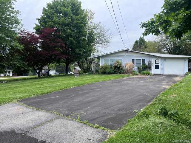 12 Briarwood Crescent, Newburgh, NY 12550