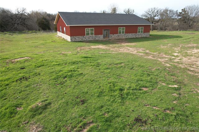 1860 W Bumpass, Hendrix, OK 74741