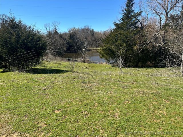 1860 W Bumpass, Hendrix, OK 74741