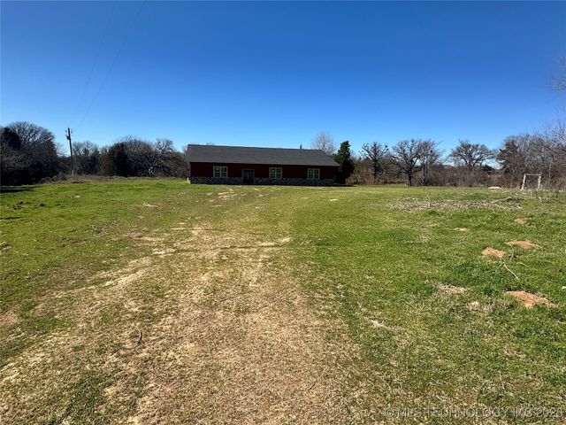 1860 W Bumpass, Hendrix, OK 74741