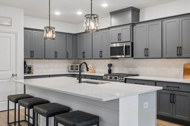 1287 Linn Cove Ct, Gallatin, TN 37066