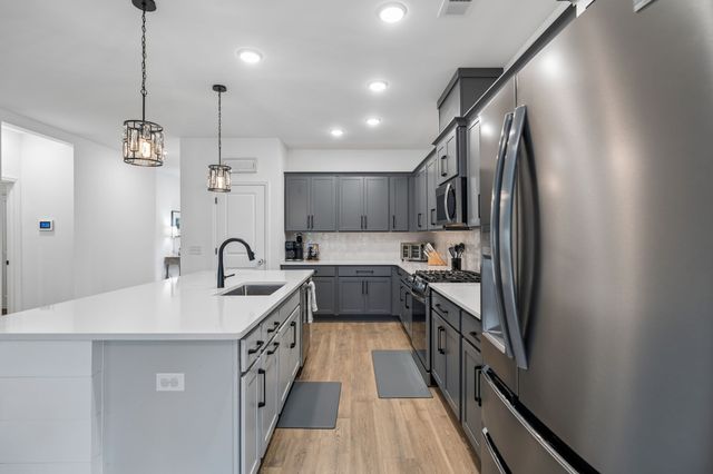 1287 Linn Cove Ct, Gallatin, TN 37066