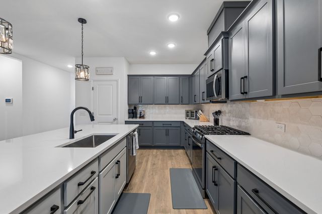 1287 Linn Cove Ct, Gallatin, TN 37066