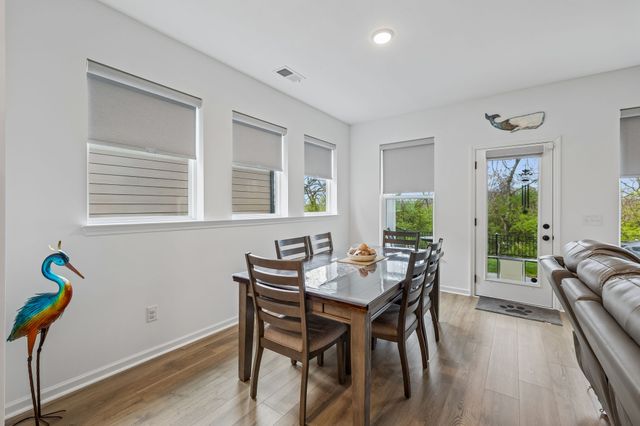 1287 Linn Cove Ct, Gallatin, TN 37066