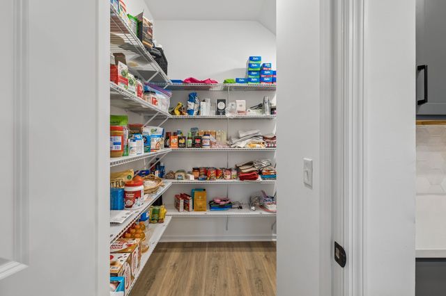 1287 Linn Cove Ct, Gallatin, TN 37066