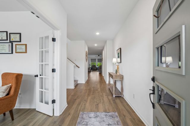 1287 Linn Cove Ct, Gallatin, TN 37066