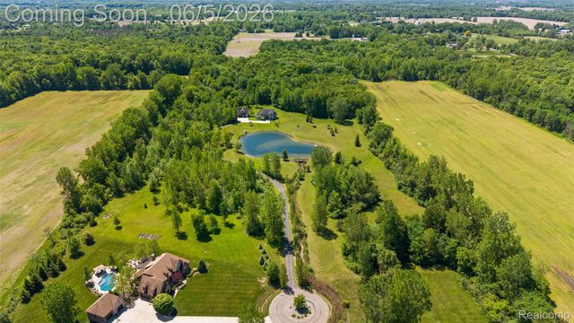 62502 Wayfaring Road, Ray Township, MI 48096