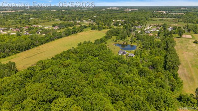 62502 Wayfaring Road, Ray Township, MI 48096