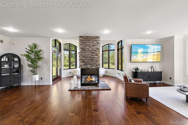 62502 Wayfaring Road, Ray Township, MI 48096
