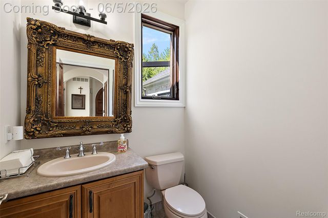 62502 Wayfaring Road, Ray Township, MI 48096