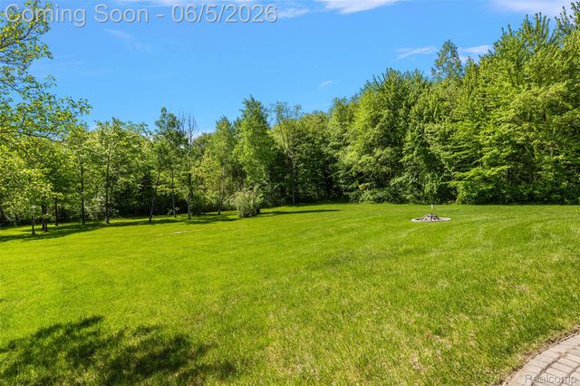 62502 Wayfaring Road, Ray Township, MI 48096