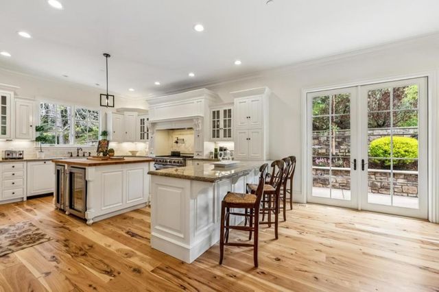 30 Malavear Court, Pacifica, CA 94044