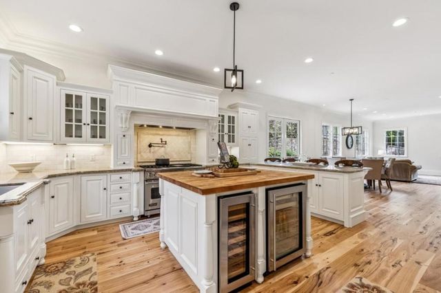 30 Malavear Court, Pacifica, CA 94044