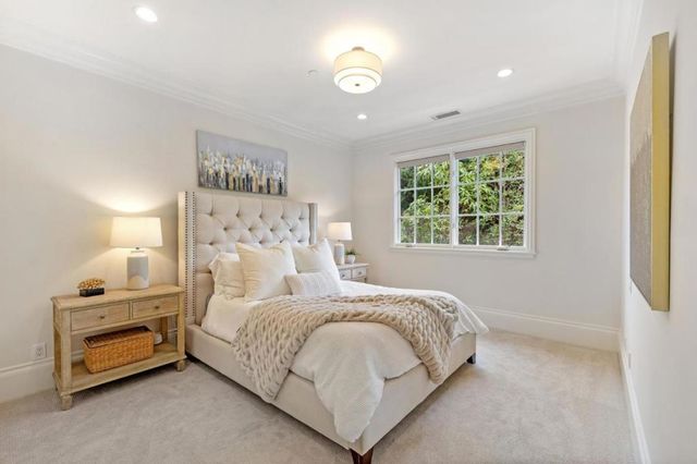 30 Malavear Court, Pacifica, CA 94044