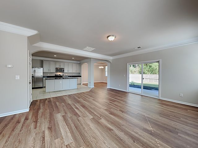 208 Laurel Crest Way, Summerville, SC 29486