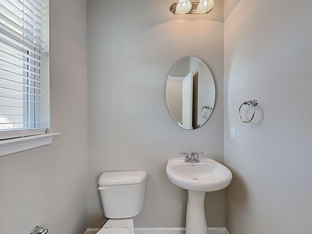 208 Laurel Crest Way, Summerville, SC 29486