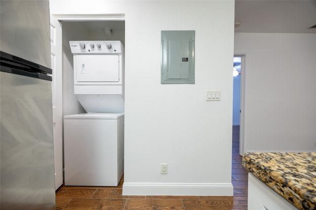 404 SE 16th Street 3, Fort Lauderdale, FL 33316