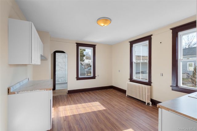 226 Glen Cove Avenue, Glen Cove, NY 11542