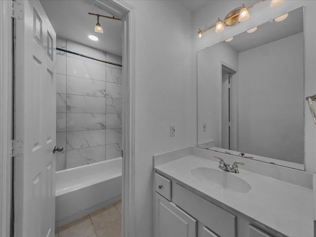 1805 Arbor Creek Drive, Garland, TX 75040