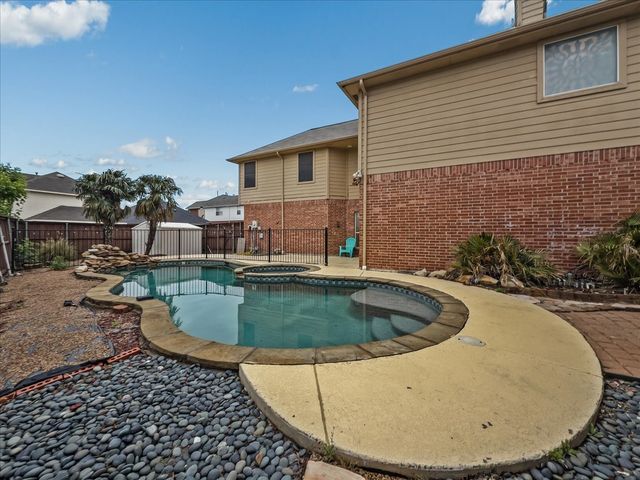 1805 Arbor Creek Drive, Garland, TX 75040