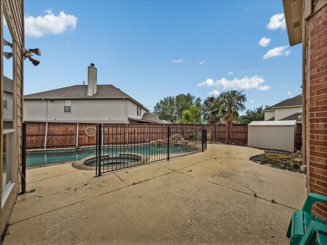 1805 Arbor Creek Drive, Garland, TX 75040
