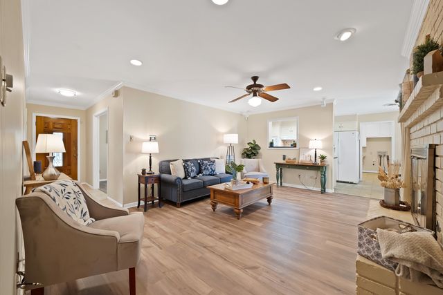 3929 Westerly Road, Benbrook, TX 76116
