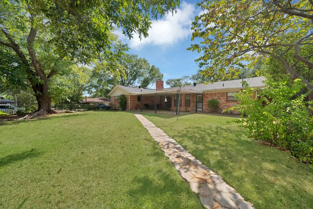 3929 Westerly Road, Benbrook, TX 76116