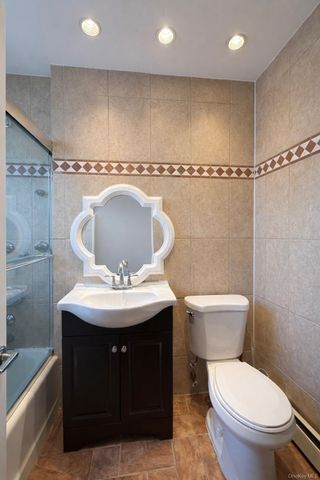 6758 152 Street B, Flushing, NY 11367