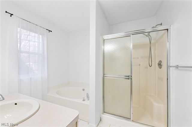 29008 Uxbridge Drive, Willowick, OH 44095