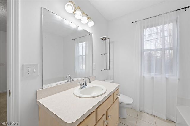 29008 Uxbridge Drive, Willowick, OH 44095