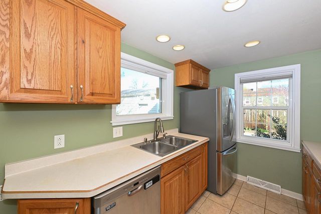 6700 Conifer LANE, Greendale, WI 53129