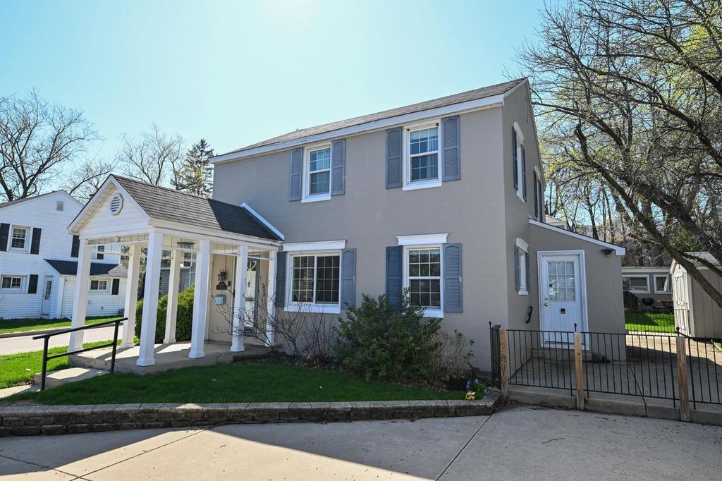 6700 Conifer LANE, Greendale, WI 53129